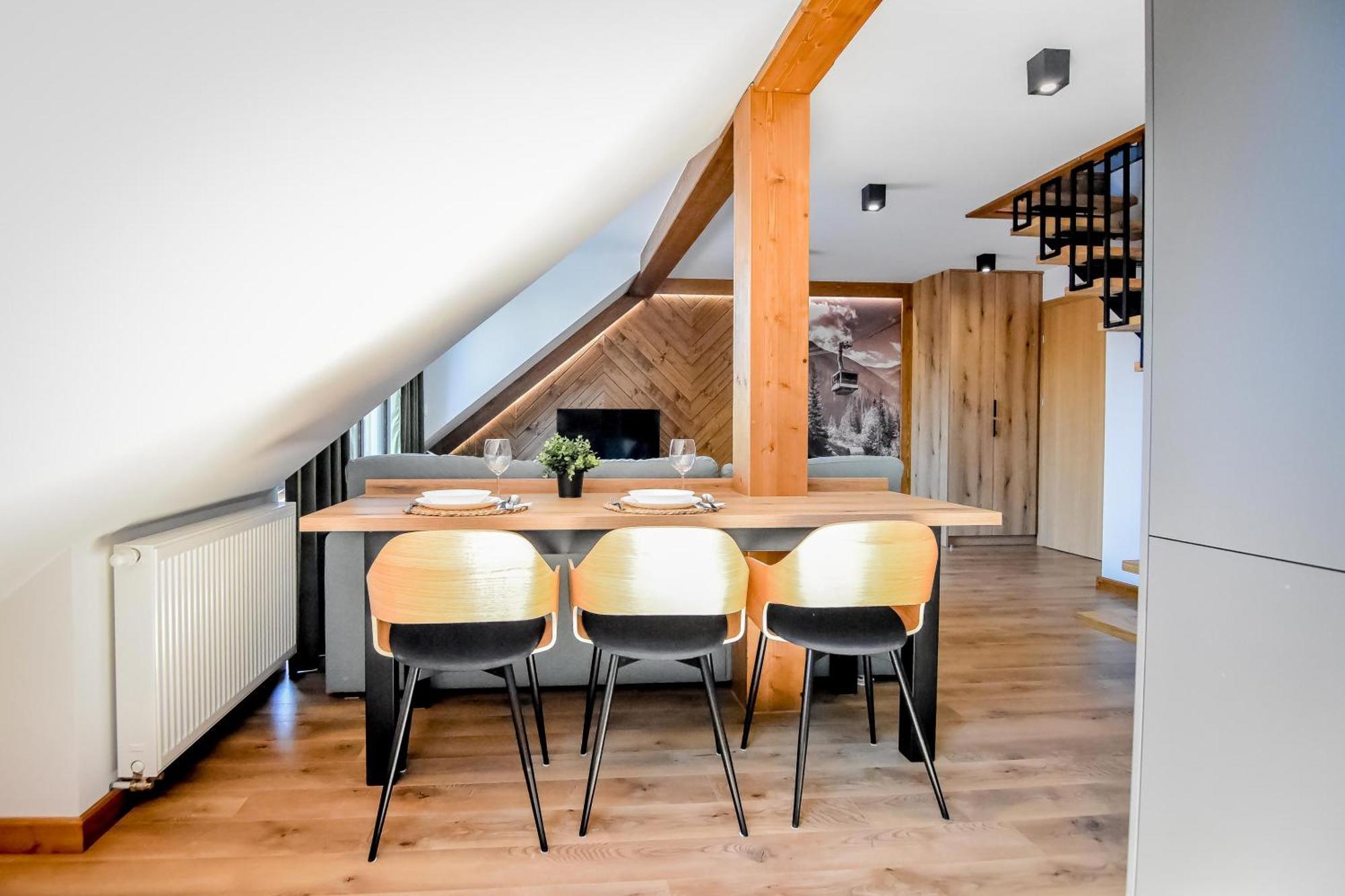 Podtatrzanskie Apartamenty Neumarkt Exterior foto