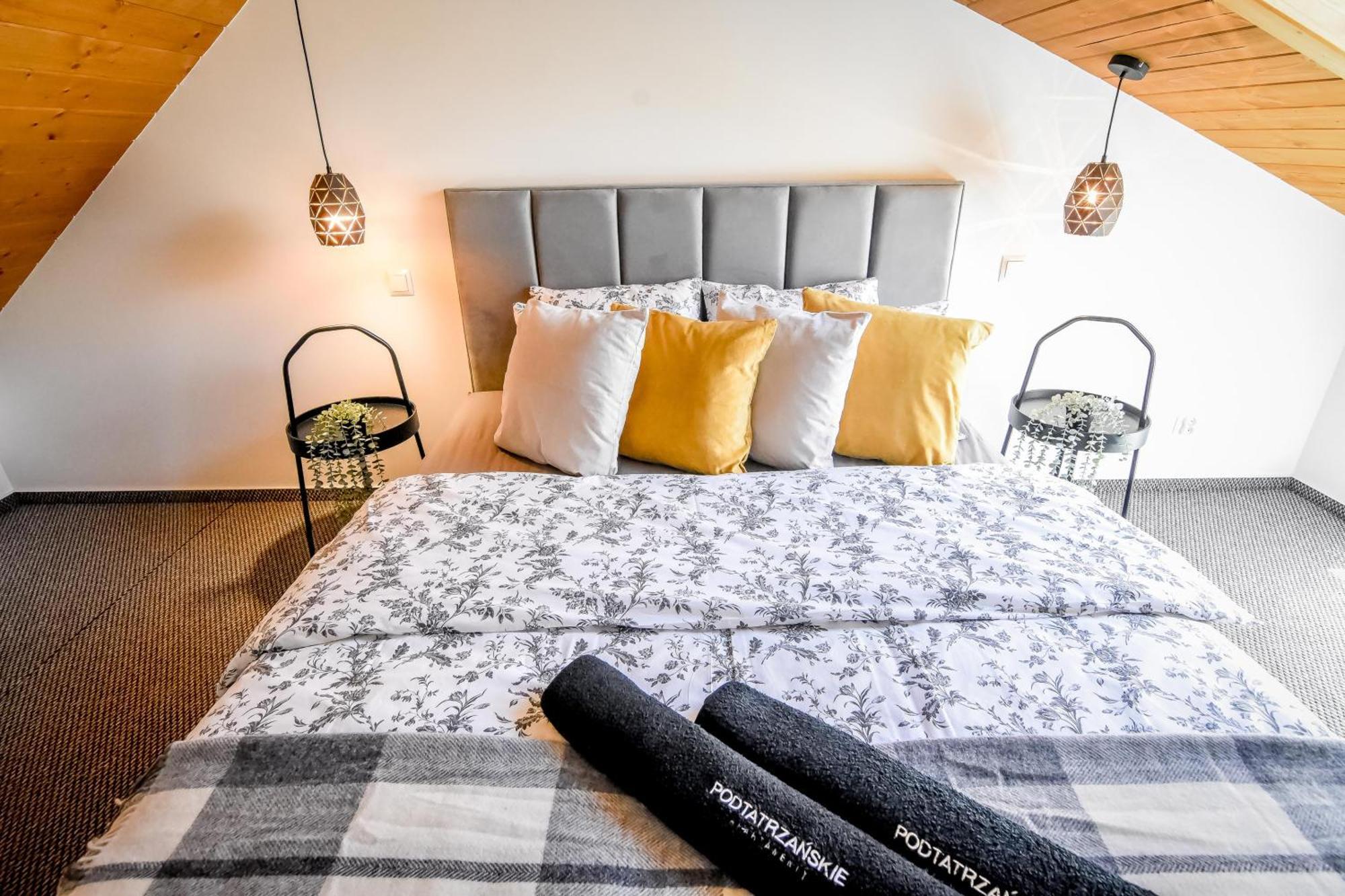 Podtatrzanskie Apartamenty Neumarkt Exterior foto